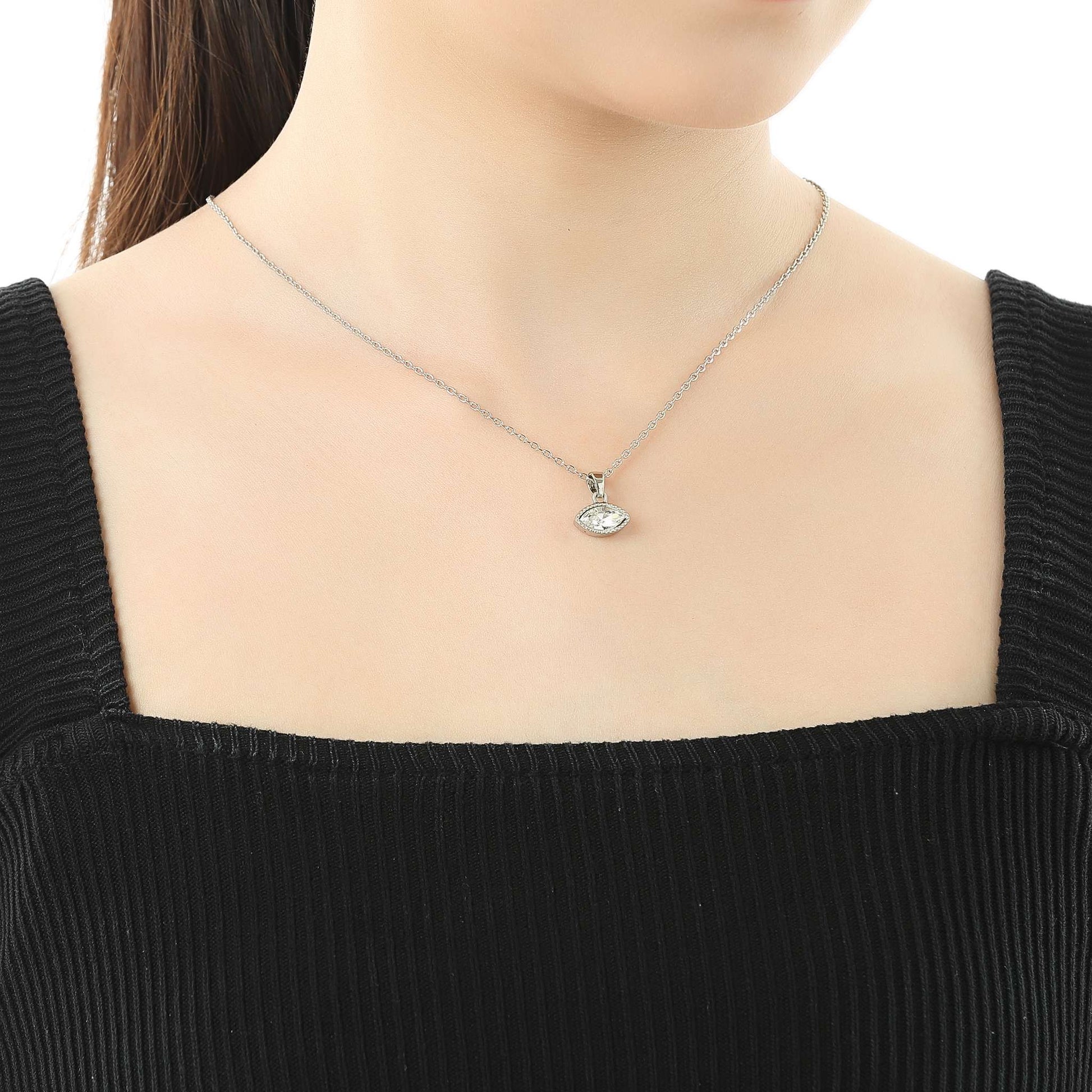 Kette mit Anhänger Navette, silber weiss
